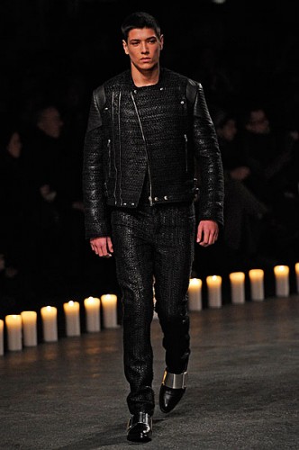 Givenchy-Mens-Fall-2013-22-332x500