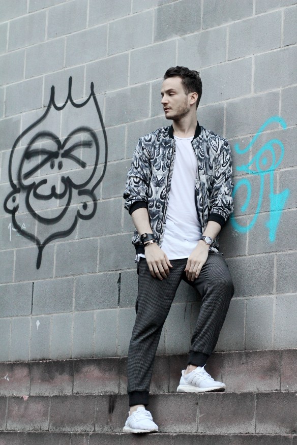 henri balit infashionity swiss men's fashion blog j lindeberg bomber print adidas ultraboost