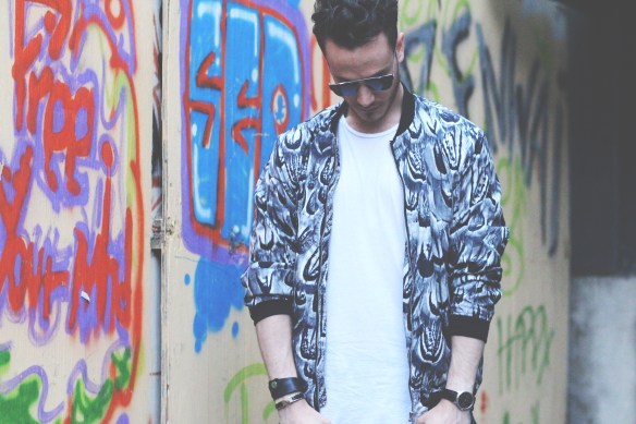 henri balit infashionity swiss men's fashion blog j lindeberg bomber print adidas ultraboost