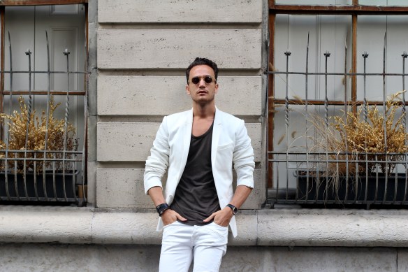 infashionity menswear fashion blog henri balit photography outfit white blazer swiss fashion blog streetstyle 