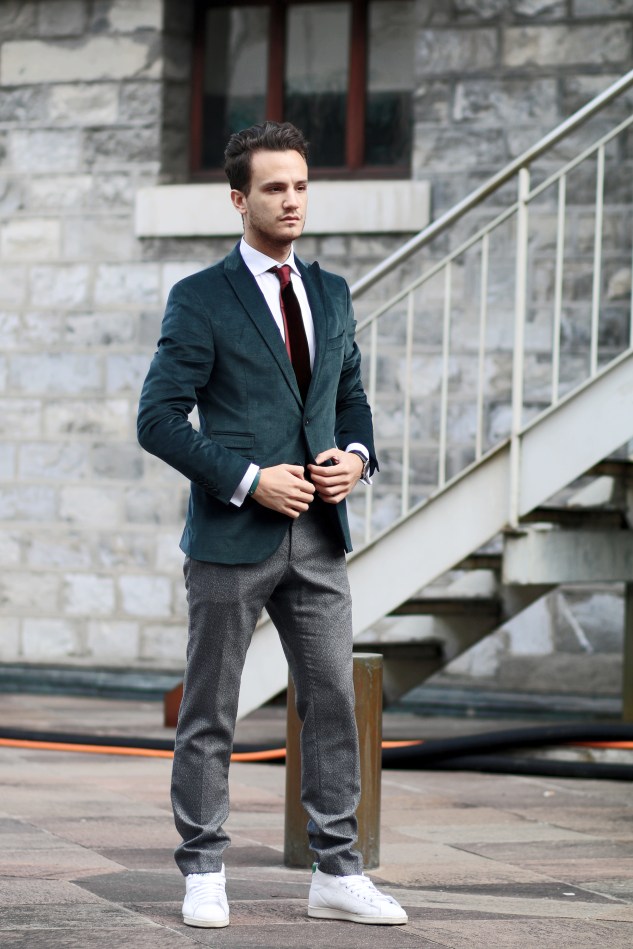 infashionity menswear platform swiss fashion blog blogger style for men velvet jacket stan smith illesteva prada man bag photography henri balit