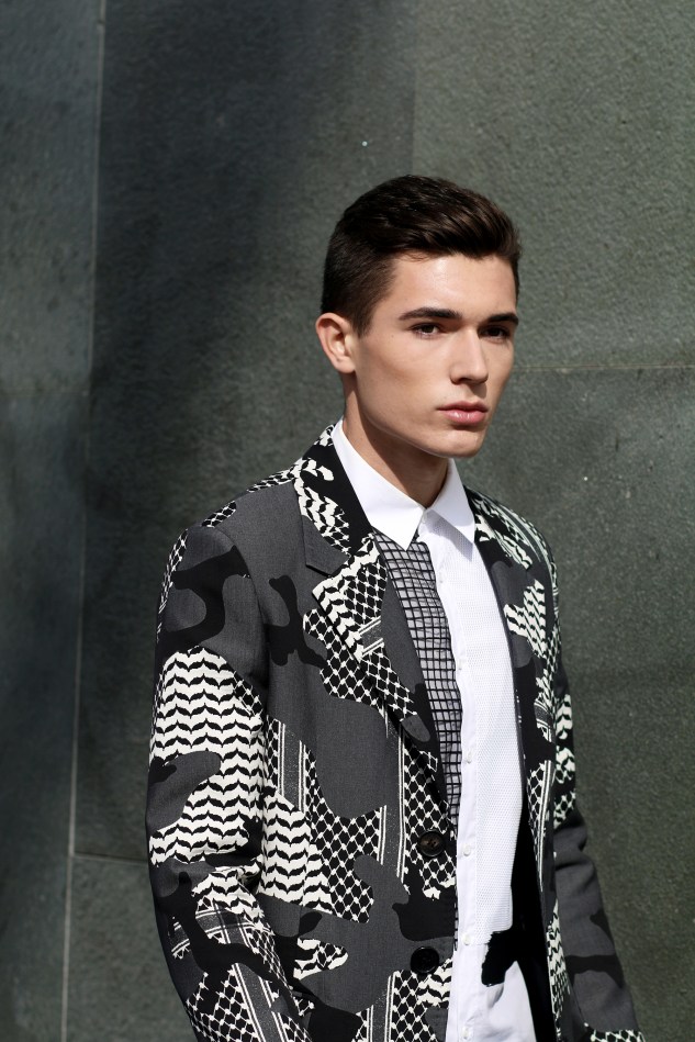 infashionity menswear platform neil barrett trenchcoat spring summer 2016 camo pattern photography urban male model henri balit