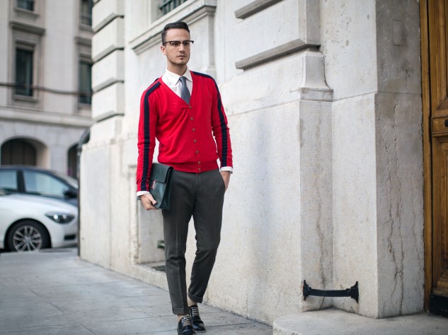 infashionity swiss fashion blog men's fashion blogger photography henri balit farfetch collaboration geek glasses khaki pants