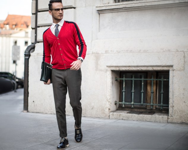 infashionity swiss fashion blog men's fashion blogger photography henri balit farfetch collaboration geek glasses khaki pants 