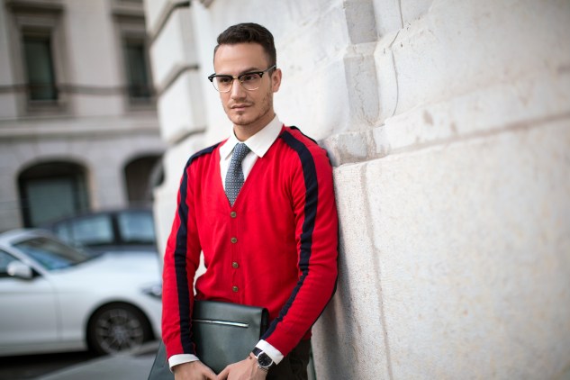 infashionity swiss fashion blog men's fashion blogger photography henri balit farfetch collaboration geek glasses khaki pants