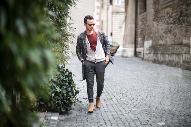 menswear fashion blog infashionity henri balit the chic man prince of wales check coat zara beige chelsea boots old town
