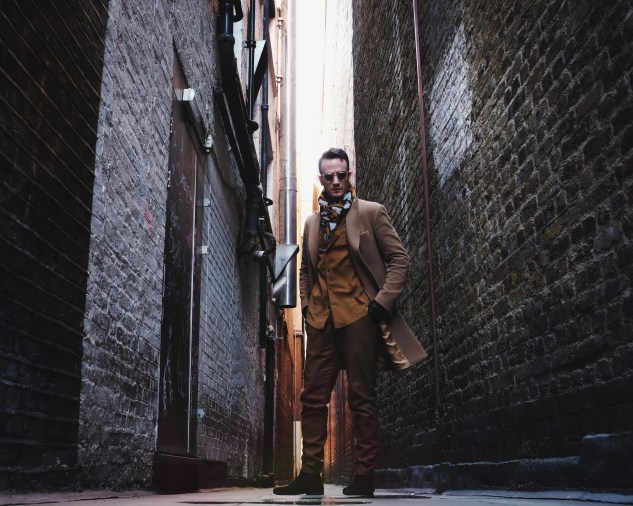 INFASHIONITY menswear fashion blog streetstyle lonfon fashion week men camel coat henri balit