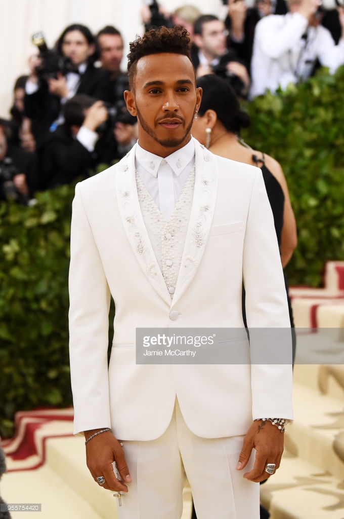 lewis hamilton tommy hilfiger met gala 2018 close