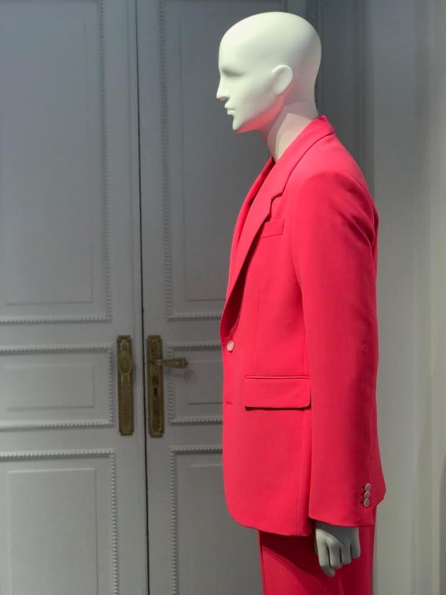 versace ss19 fuschia suit menswear