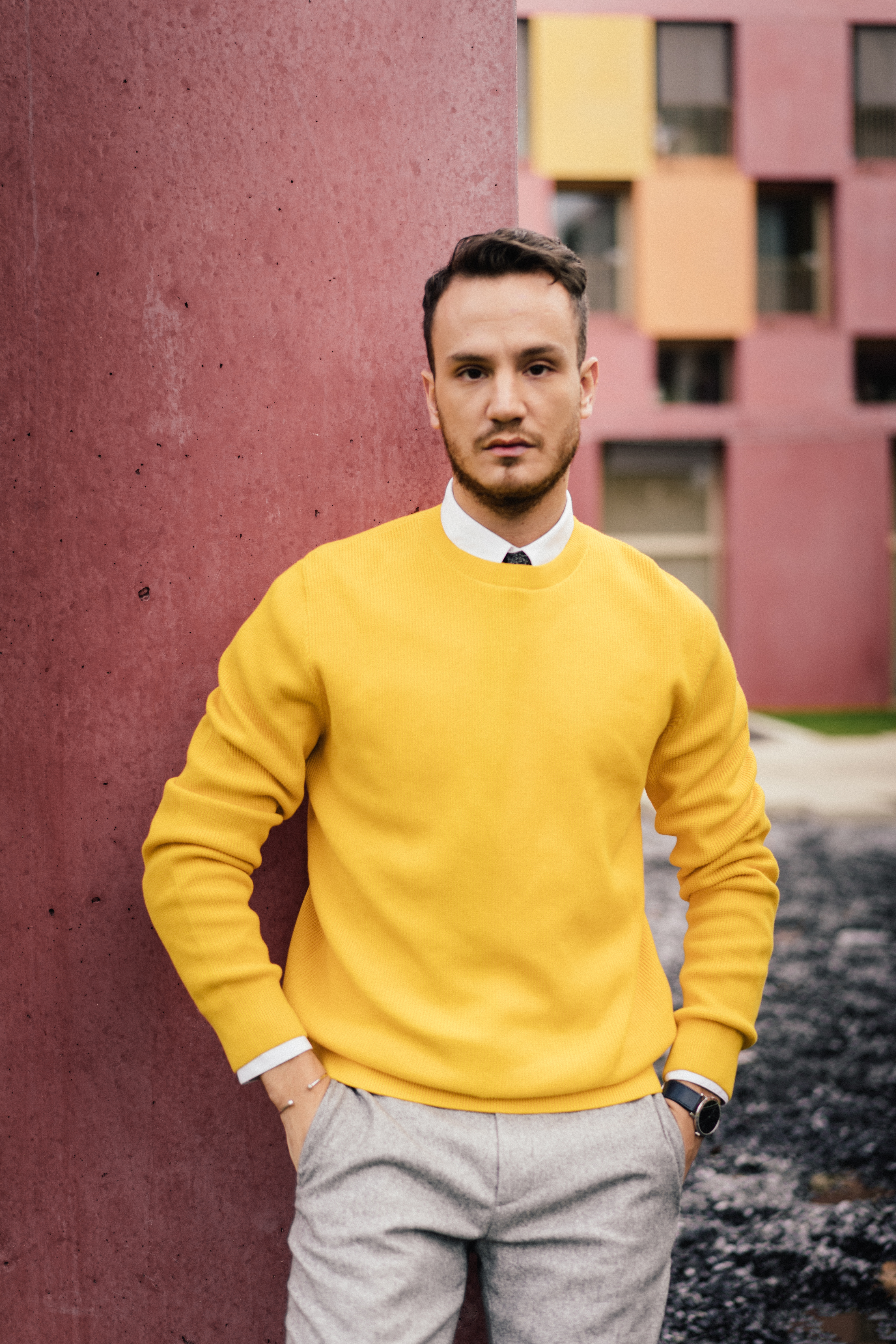 yellow sweater white shirt skinny tie men's fashion blogger cos
